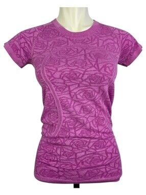 Lululemon Women's Swiftly Tech Short Sleeve Crew Shirt Purple Pink Floral Size 6